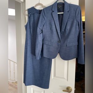 Ann Taylor • Dress Suit with Blazer • Business